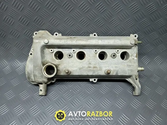 Клапанная крышка ГБЦ 1120121050 на 1.3 16V, 1.5 16V Toyota Corolla E12 ...