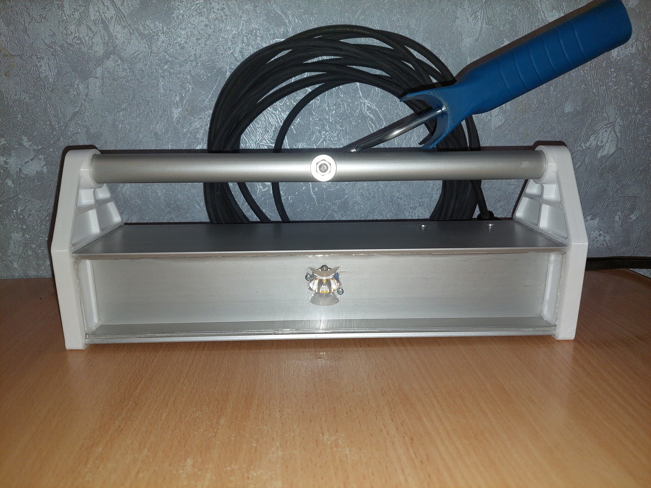 Проявочная лампа маляра ЕКО-2-18W