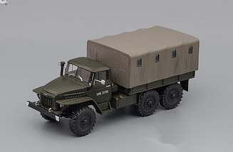 Культові вантажівки №30 Урал 375Д бортовий з тентом | DeAgostini