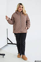 Осіння жіноча куртка з капюшоном батал