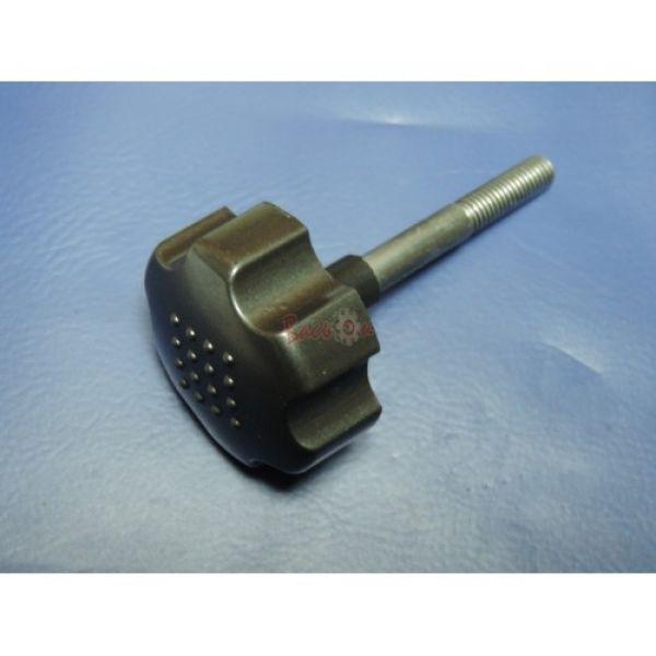 Гвинт затискний для м'ясорубки Alpari MG801R MG803