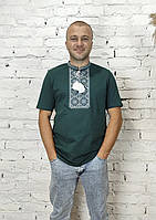 Футболка вишиванка зелена вишита сіро білим орнаментом