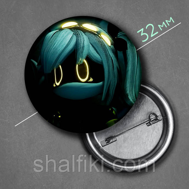 "J / Джей (Дрони-вбивці / Murder Drones)" значок круглий на булавці Ø32 мм, фото 1