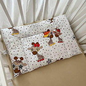 Подушка для новонароджених "Веселі жирафчики" Ранфорс 40*60 см Betis Різні кольори