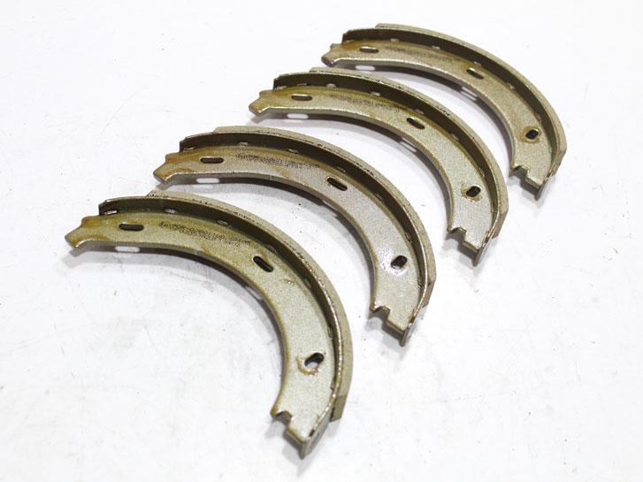 Колодки задні гальмівні MERCEDES-BENZ VITO ФУРГОН (W638) 2.2 1997.03-2003.07 GF0305 BREMSI