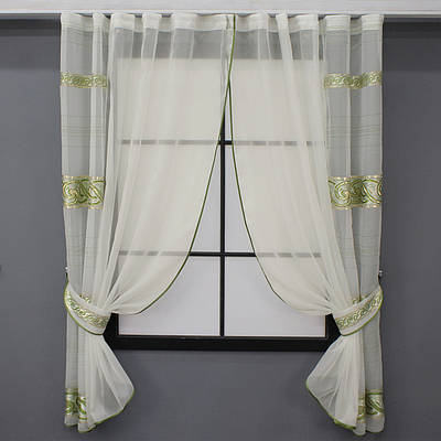 Кухонні шторки (280х170см.), на карниз 1,5м. Колір молочний з салатовим. Код 083к 52-0996