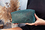 Велика шкіряна косметичка з тисненням Карпати кольору Морської хвилі, фото 6