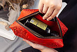 Велика шкіряна косметичка жіноча Червона з тисненням Карпати, фото 6