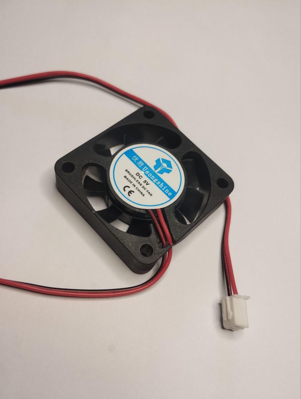 Вентилятор кулер  40x40x10mm, 5V, 0.1A, 2 провода