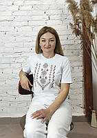 Жіноча футболка вишиванка білого кольору вишита червоно-чорним хрестиком