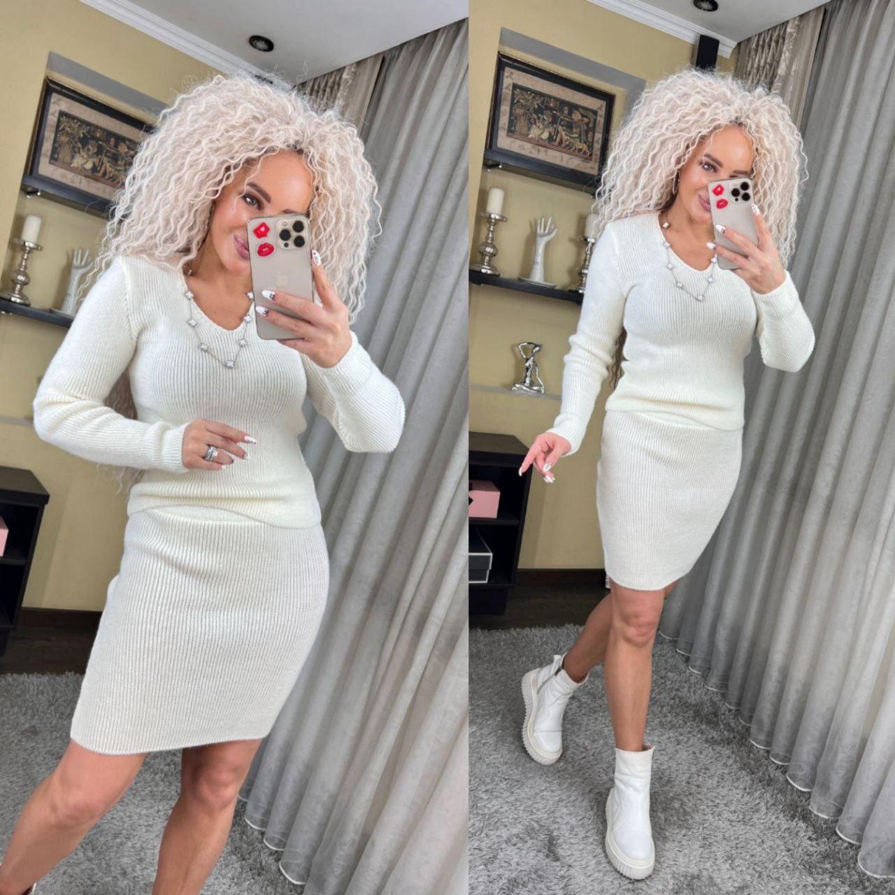 Жіночий костюм "Марта" пряжа - джемпер і спідниця на кожен день (Onesize 42-46), Молоко