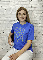 Жіноча футболка вишиванка блакитного кольору вишита синьо-жовтим хрестиком
