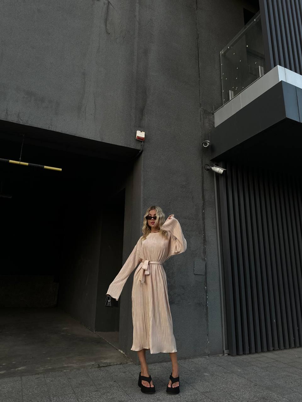 Вільне плаття плісе міді з розкльошеним довгим рукавом і поясом 63035811, фото 1