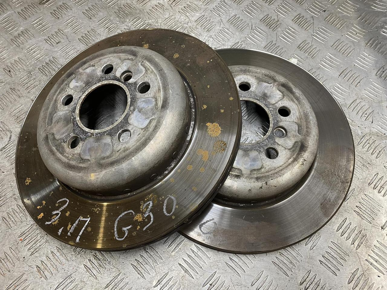 Б/В Гальмівний диск Задній Комплект 330X20 BMW 5 G30 34216882245, фото 1