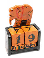 Календарь настольный "Слон" дерево (15х10х5 см)