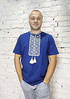 Футболка вишиванка синя вишита сіро білим орнаментом