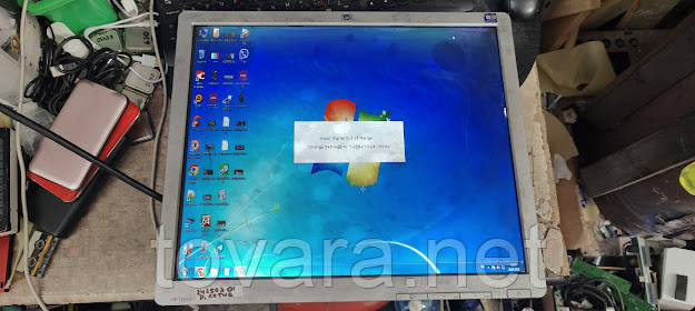 РК-монітор з DVI 19 дюймів HP L1950 No 24250701