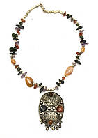 Ожерелье с каменьями агата и кулоном "Овал"