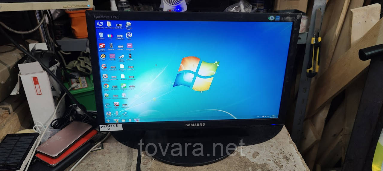 Широкоформатний РК-монітор 19 дюймів Samsung SyncMaster E1920 No 24250708