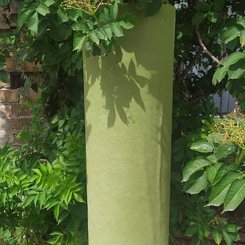 Флізелін Спанбонд "Зелений" 1,6 * 250 м, 60 г/м2  Маскувальна тканина для плетіння сіток Код/Артикул