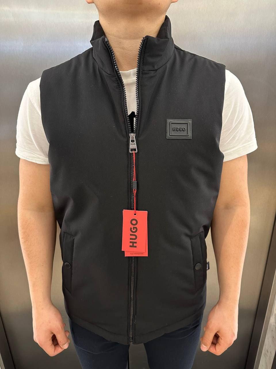 Чоловічий жилет Hugo Boss CK7388 чорний, фото 1