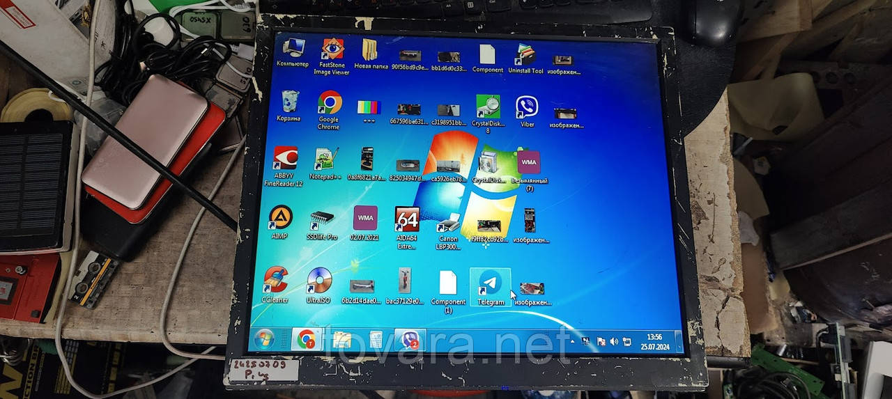 РК-монітор з DVI і audio 19 дюймів Fujitsu-Siemens Scenicview B19-5 No 24250709
