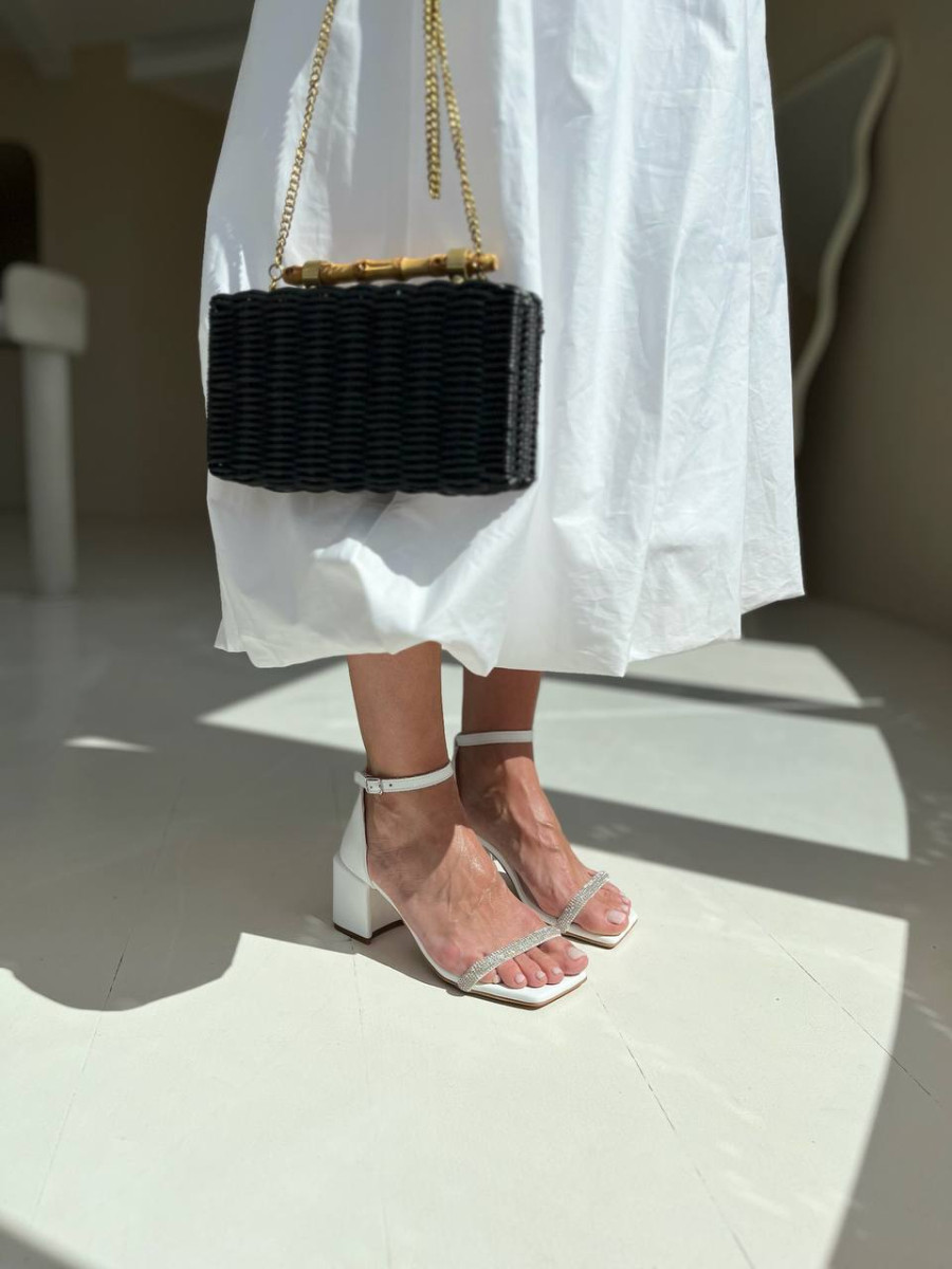 Босоніжки жіночі ShoesBand Білий натуральна шкіра на підборах 37 (24 см) (S94501-1)
