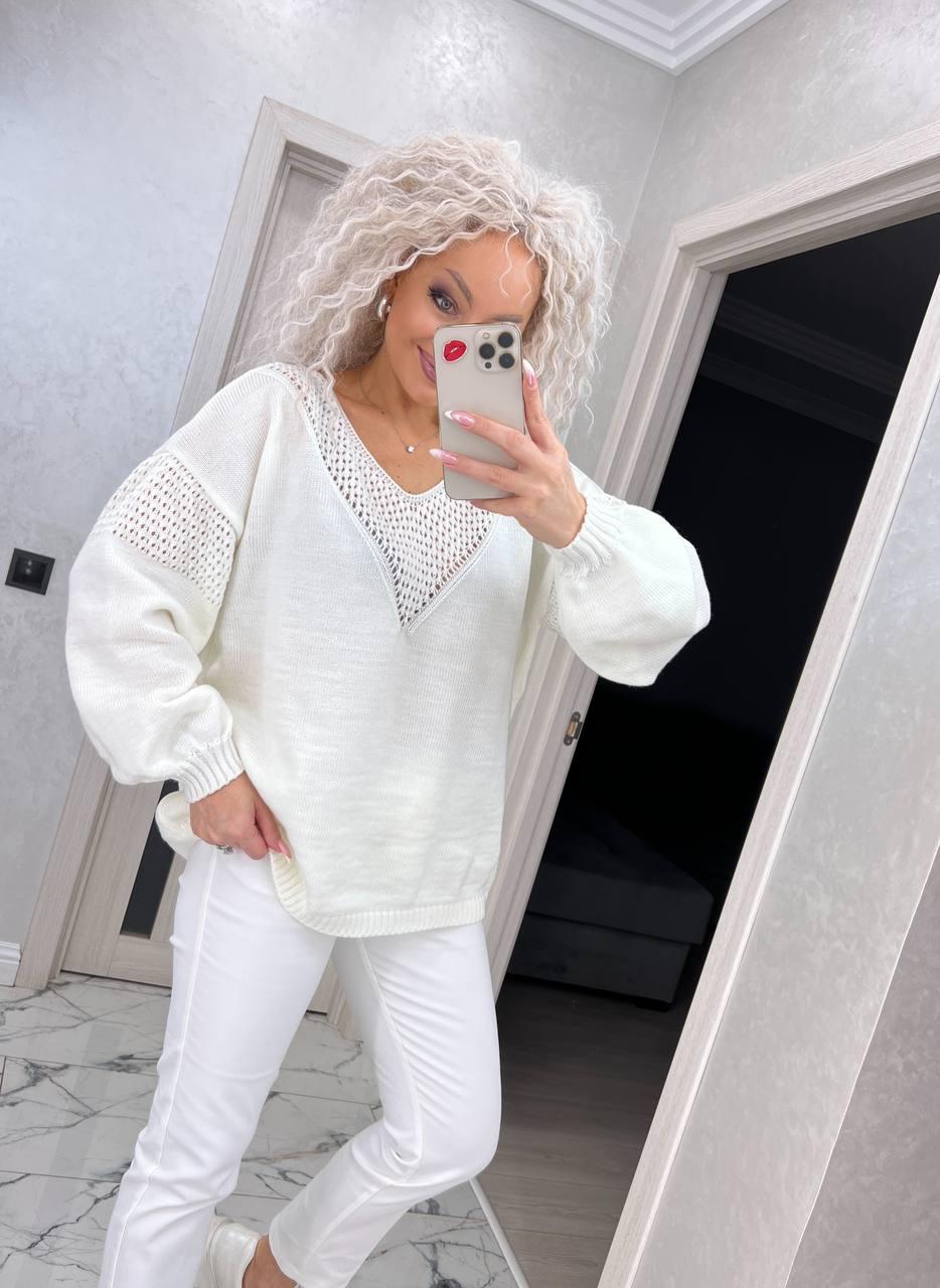 Крутий весняний в'язаний светр із вирізом, фото 1