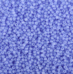 Бісер чеський Preciosa 02231, алебастровий, синьо-фіолетовий блідий (10 г)