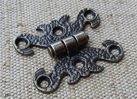 Петля фігурна. Колір "стара латунь" 40х32мм, фото 1