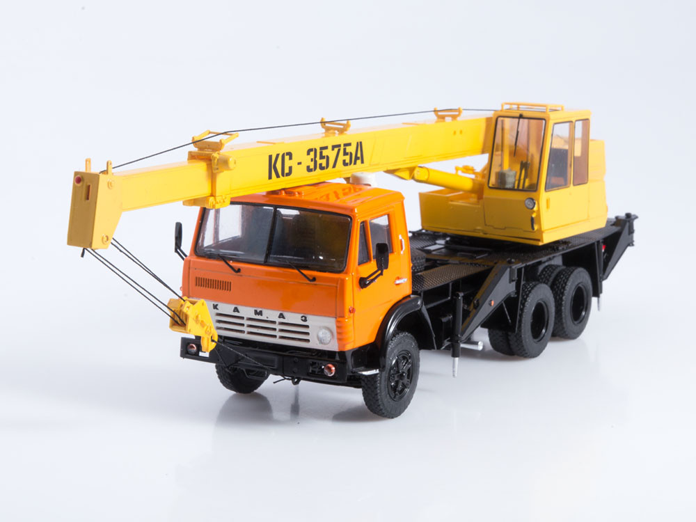 Модель Автокран КС-3575А (КАМАЗ-53213) | SSM