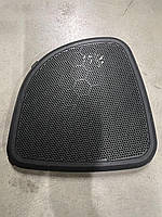 Решітка динаміка 1118 ліва