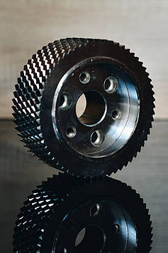 Ролик, що подає 140x35x50 мм, металевий для чотирибічного верстата з болтовим кріпленням