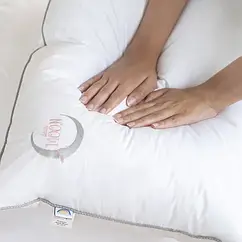 Подушка дитяча від 3 років 50х70см Sweet Moon ТM PAPAELLA аналог лебяжого пуху біла