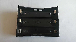 Бокс, холдер для акумуляторів 18650 на 3 акумулятори корпус