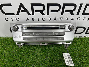 Панель керування мультимедіа Infiniti