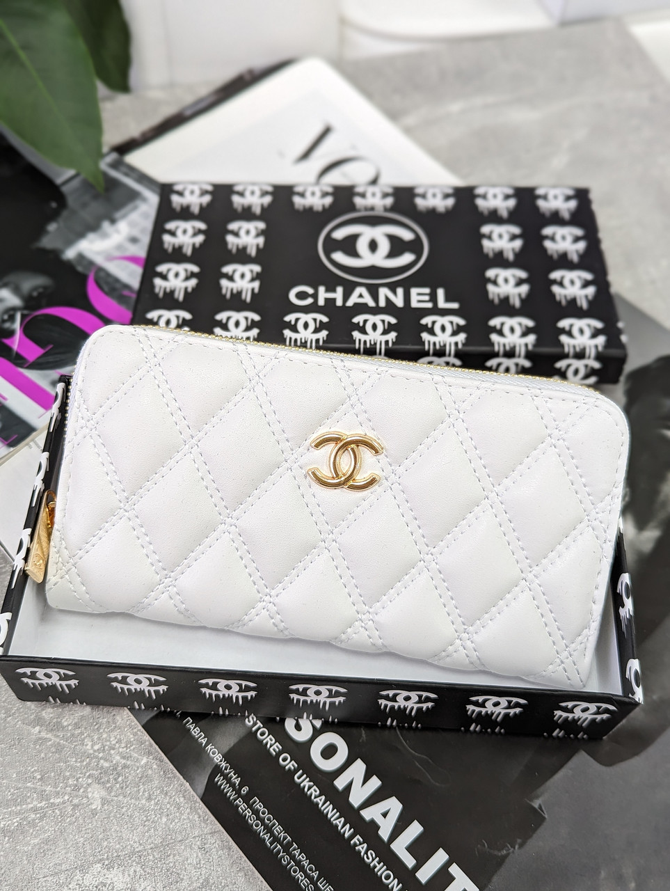 Жіночий гаманець Chanel великий — Шанель білий
