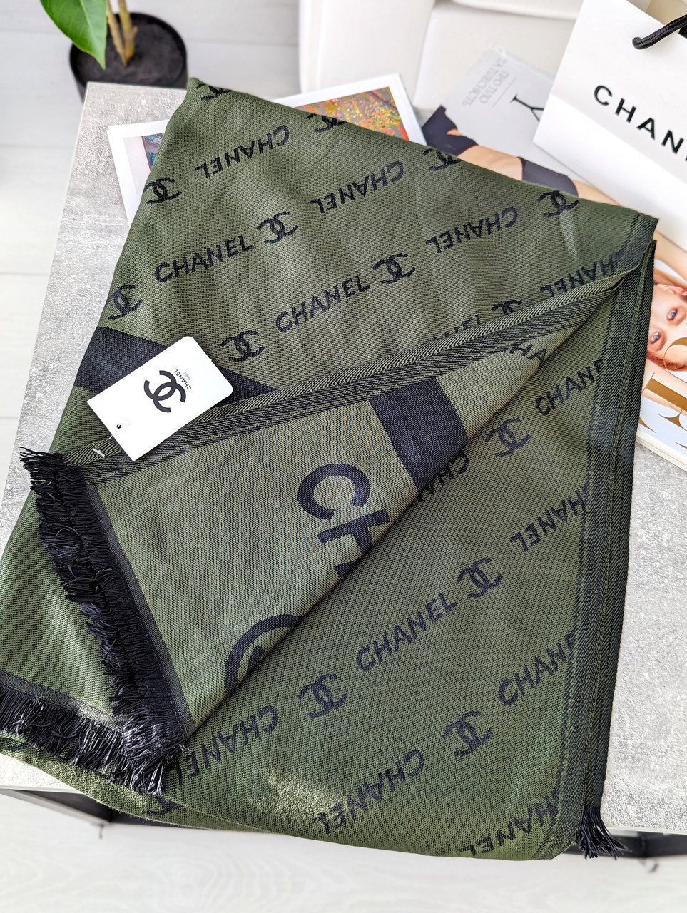 ПАЛАНТИН ШАРФ, ХУСТКА CHANEL ЖЕНСЬКИЙ ШАРФ ШАНЕЛЬ зелений-чорний