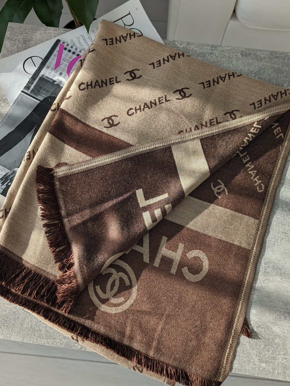 ПАЛАНТИН ШАРФ, ХУСТКА CHANEL ЖЕНСЬКИЙ ШАРФ ЛАНЕЛЬ коричнево-золотий