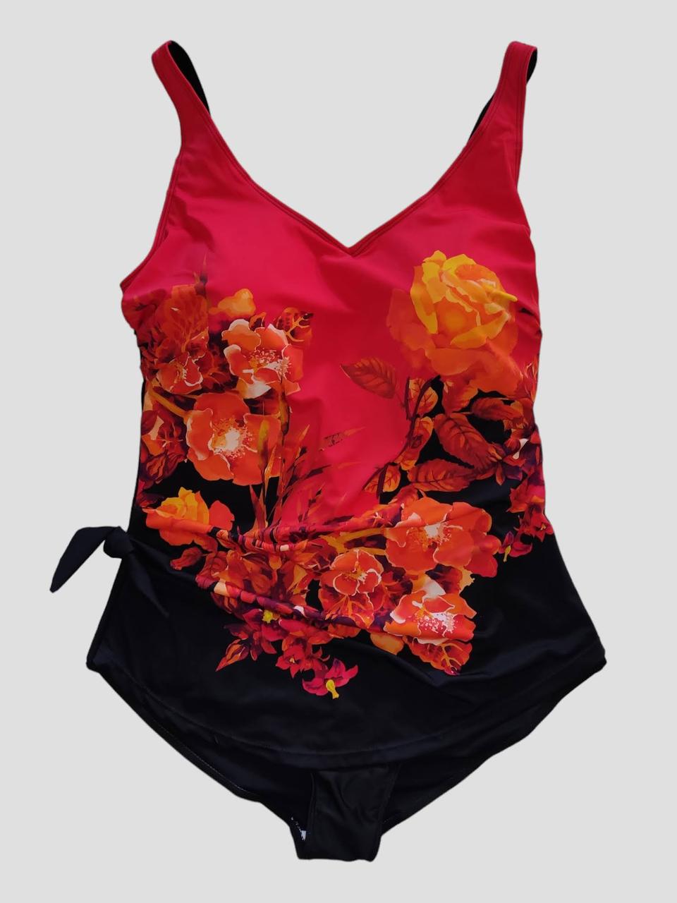 ОПТКупальник слитный спереду спідниця 28100 Карина червоний (В НАЛИЧІ ТІЛЬКИ 54 56 58 60 )