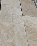 Плитка з каменю травертину "Сет" для тераси та зони біля басейну, фото 2