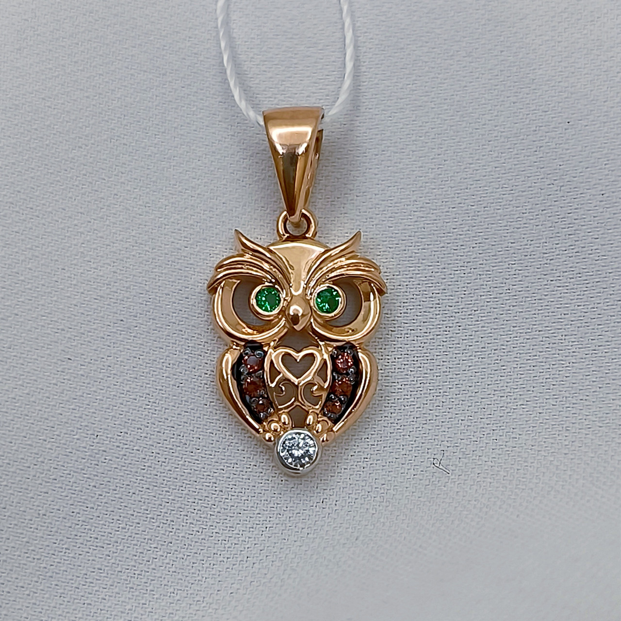 Золотий кулон 🦉 сова з червоного золота 585 проби зі вставкою цирконію червоного, зеленого і білого кольору