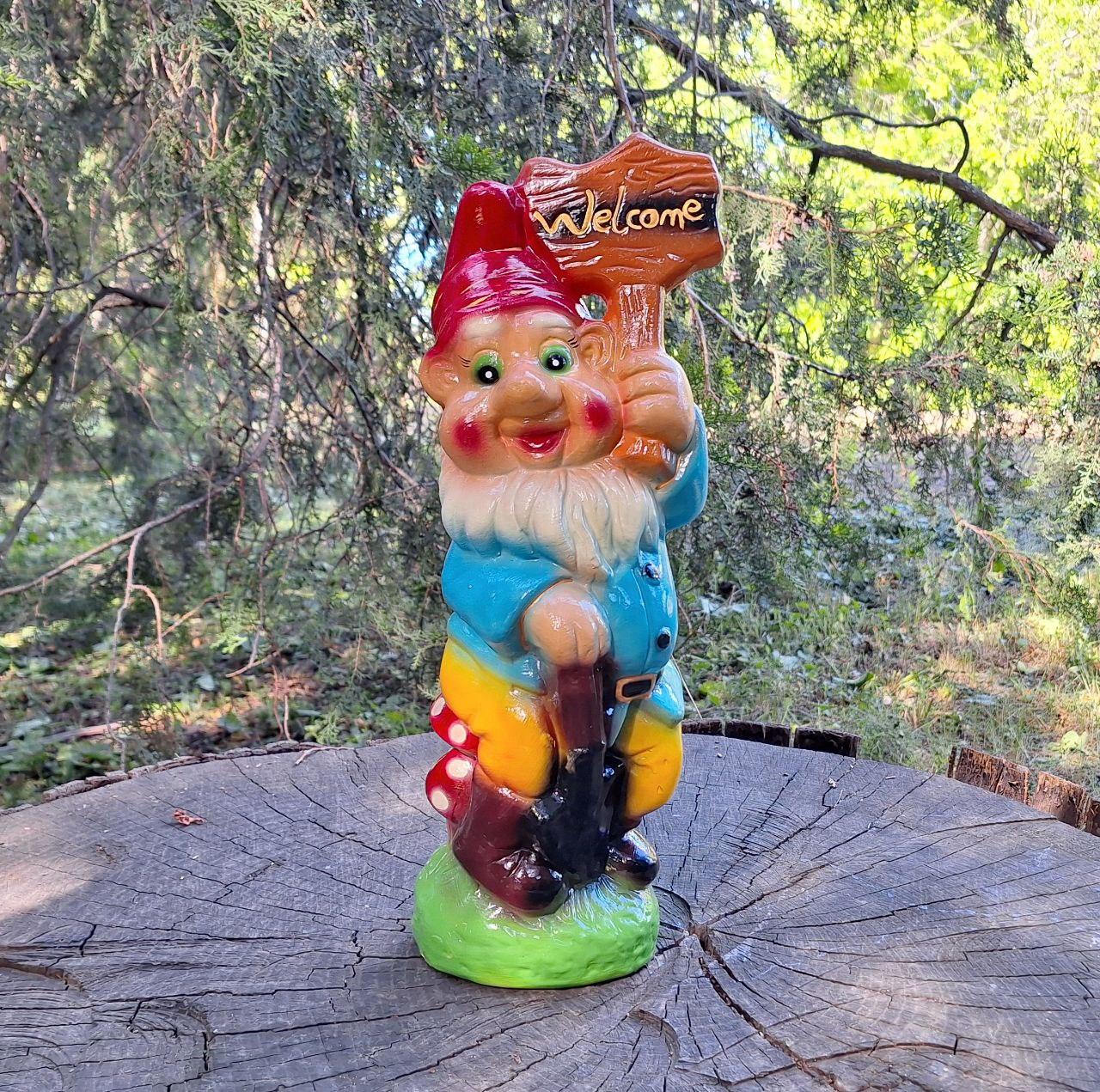 Садовий Декор Гном "Welcome" з лопатой на мухоморі кераміка, фото 1