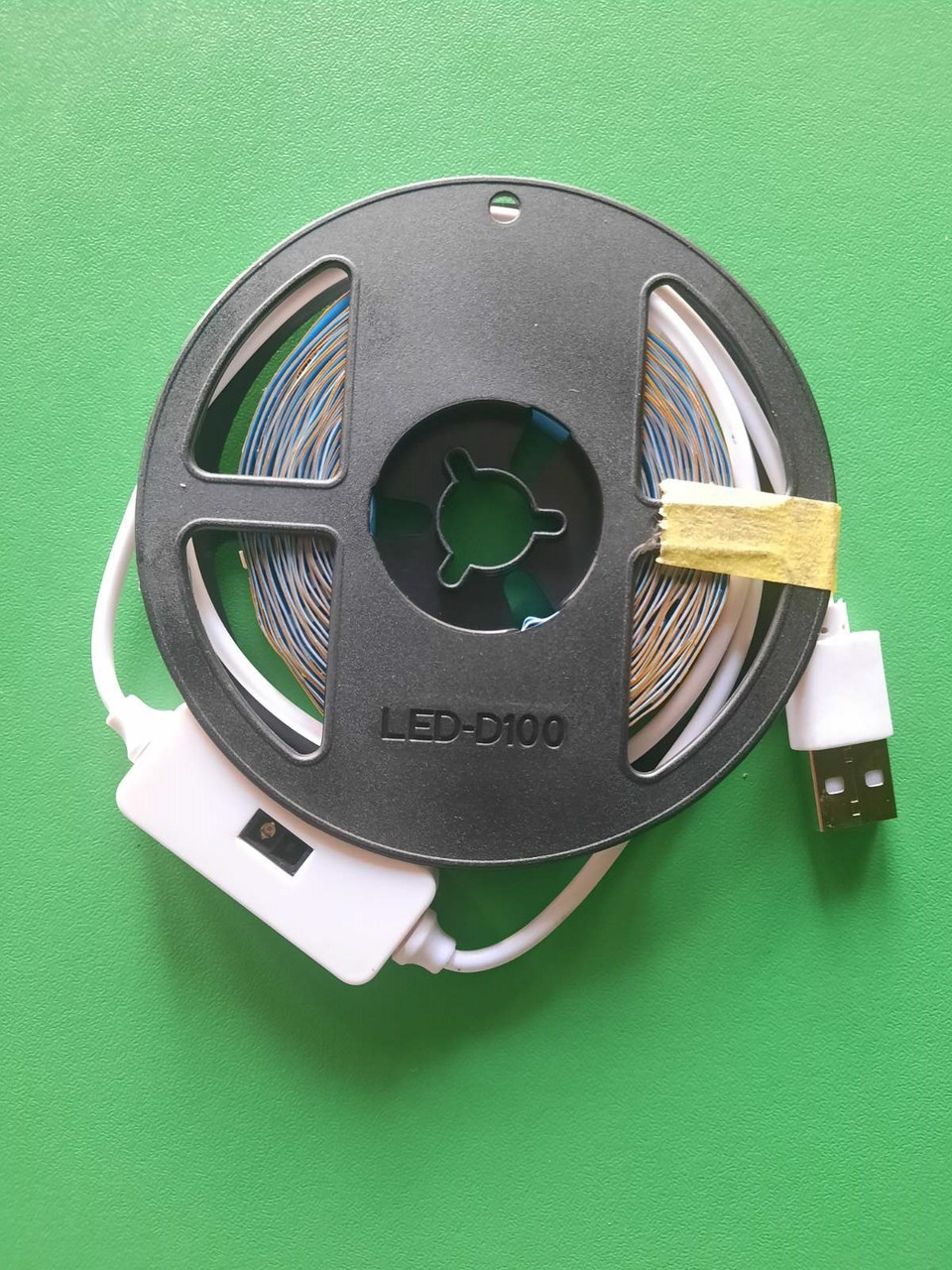 Світлодіодна LED стрічка гнучка 5 вольт від повербанку USB підсвітка стрічка від Power Bank 5 метра 2835 з датчиком включення