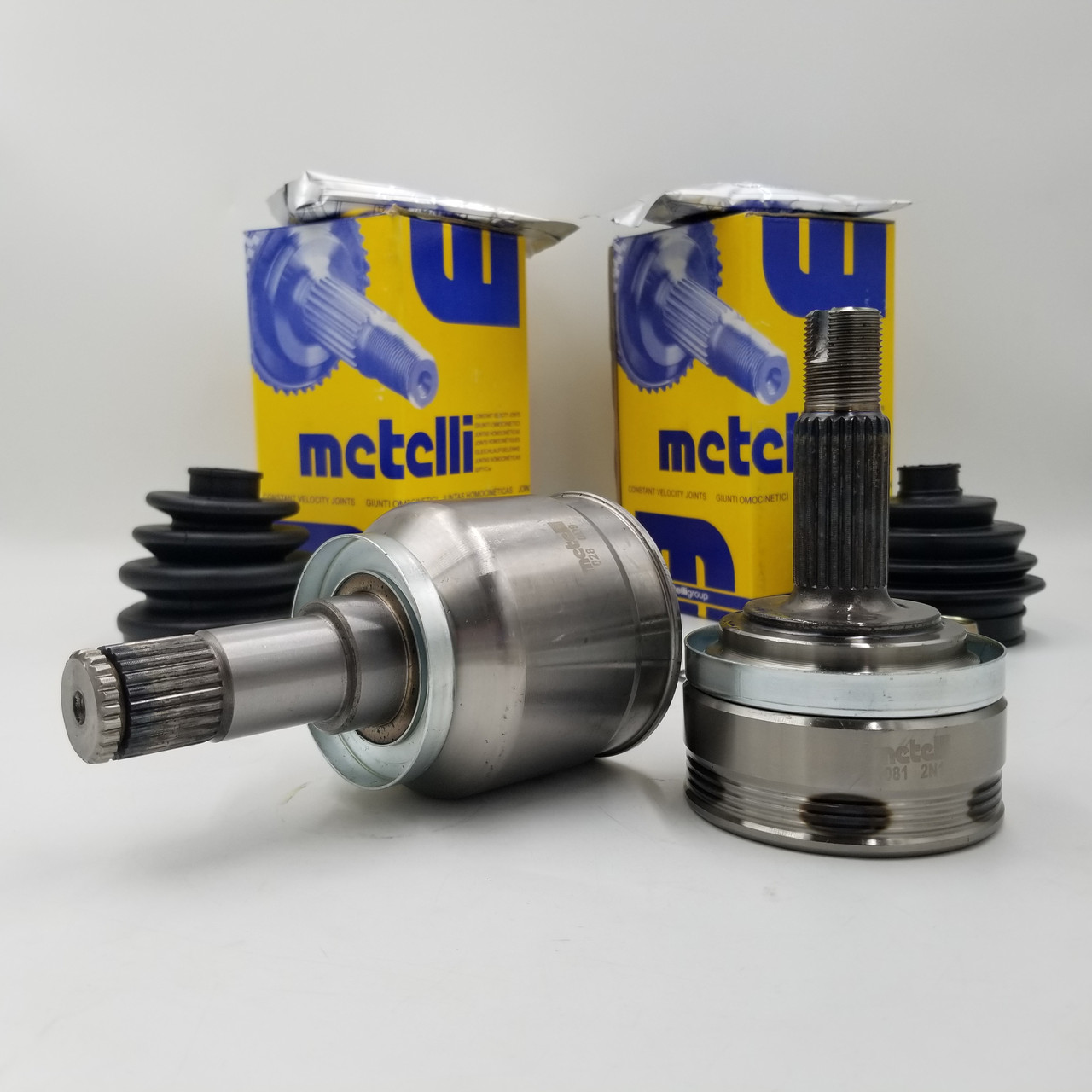 Шрус внутрішній+зовнішній ВАЗ 2108-2112 (комплект 2 шт.) Metelli Італія