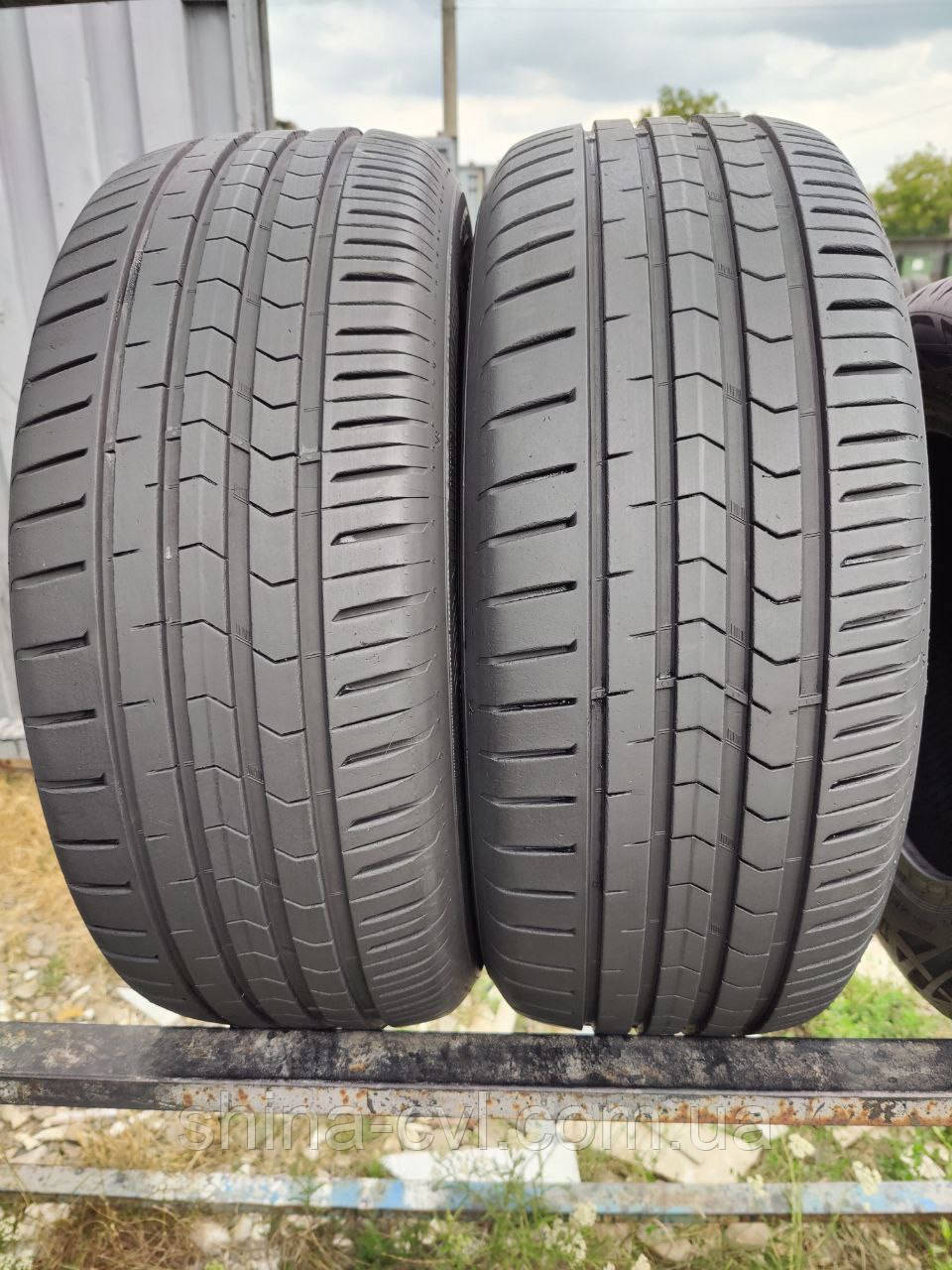 Літні шини 215 55 r17 94W Vredestein Ultrac Satin