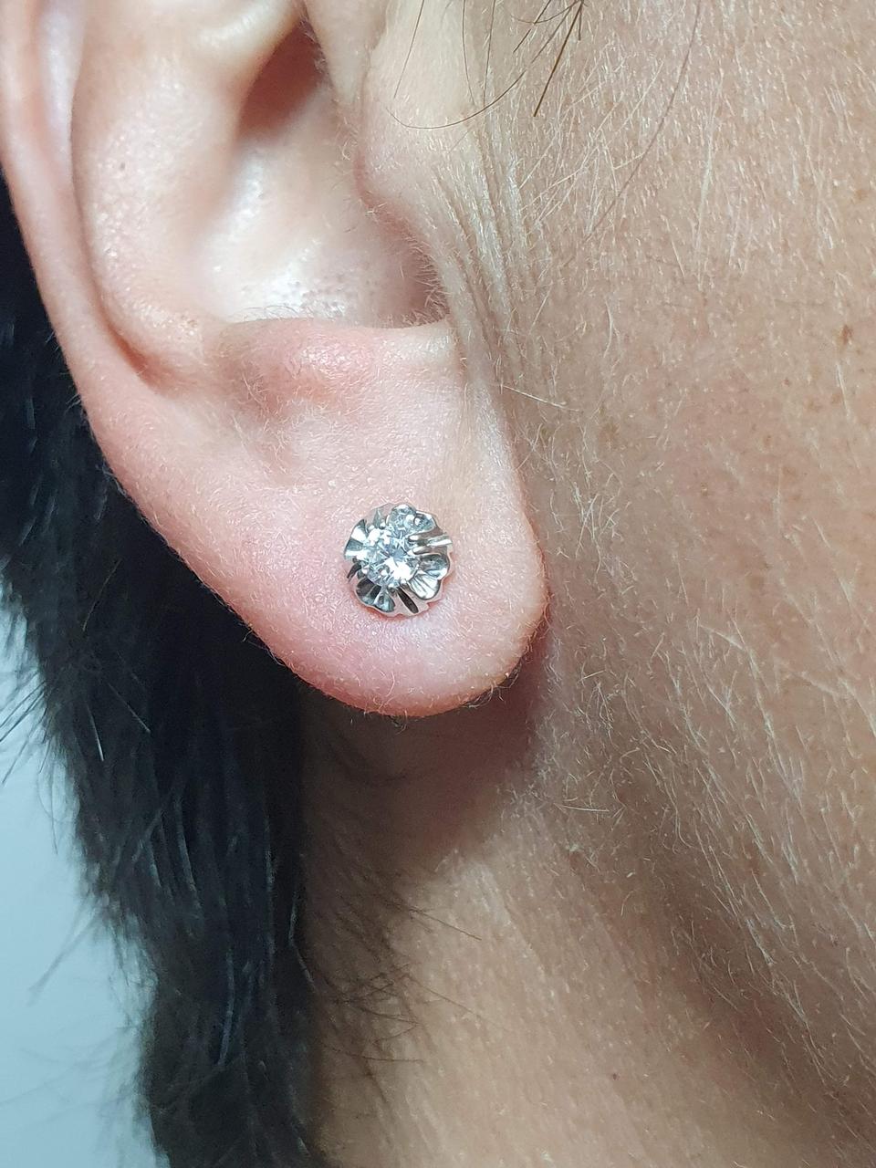 Золоті сережки-пуссети з фіанітами.   113901Б