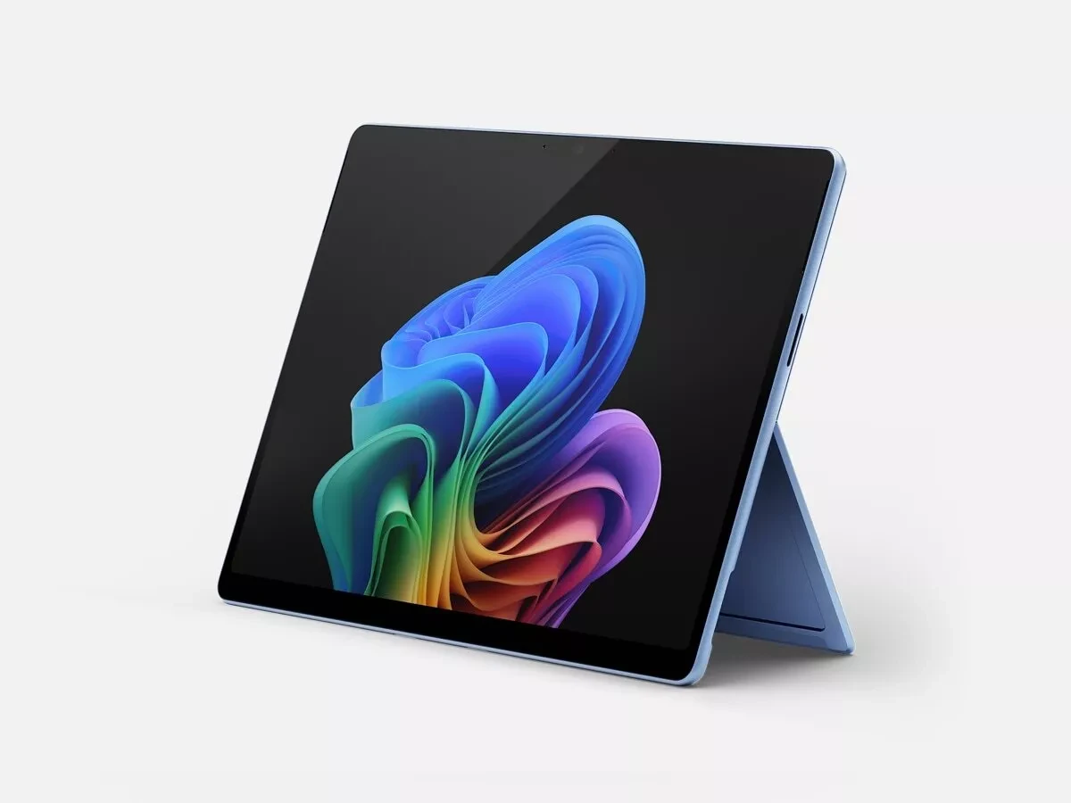 Microsoft Surface Pro 13 inch Copilot+ PC X Elite 16GB 1 TB OLED