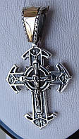 Срібний хрест із золотою вставкою