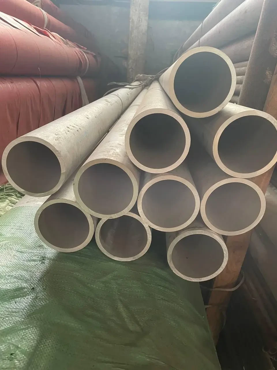 Труба нержавійка 108х6 12х18Н10Т AISI321 безшовна труба, фото 1